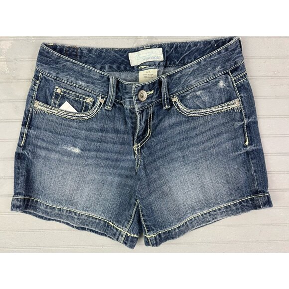 Maurices Size 3/4 Womens Shorts Denim Jean Low Rise Med Wash Distress Stretch - Picture 1 of 3